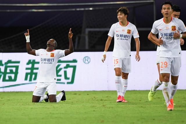 TA：切尔西仅8名球员参加世界杯，这对新帅阿隆索是利好消息